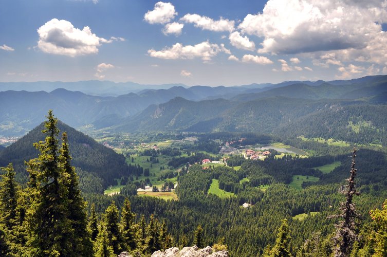 Растет количество иностранцев, выбирающих отдых в горах Болгарии