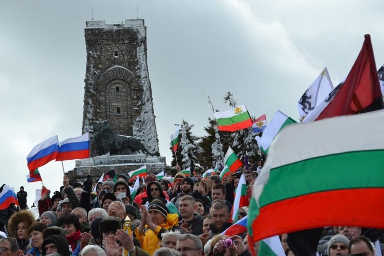 Правительство Болгарии поддержит соотечественников за границей