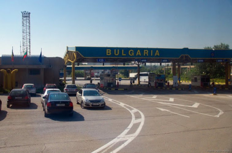 В Болгарию могут въезжать иностранные лица, которые живут в стране долгое время