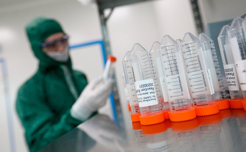 В Болгарии 1399 человека заразились коронавирусом 