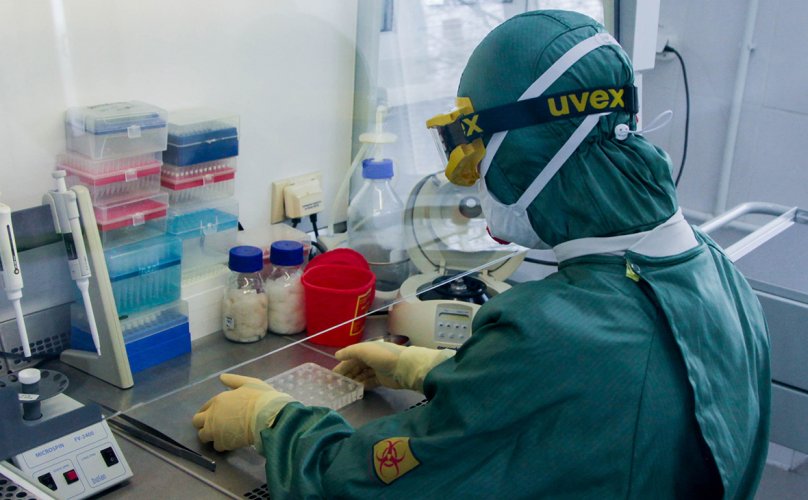 В Болгарии коронавирусом заразились 1990 человек 